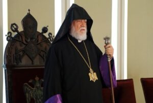 آرام الأول يندد بتزوير تاريخ شوشي ويحذر من “السلم الزائف”